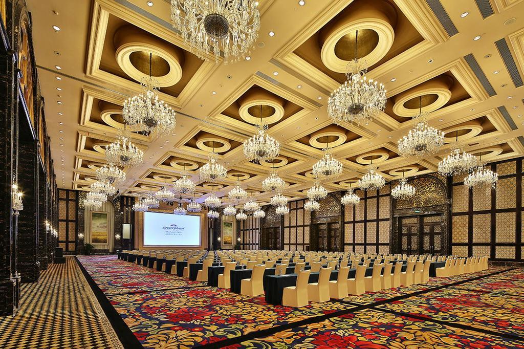 Howard Johnson Agile Plaza Chengdu Bagian luar foto