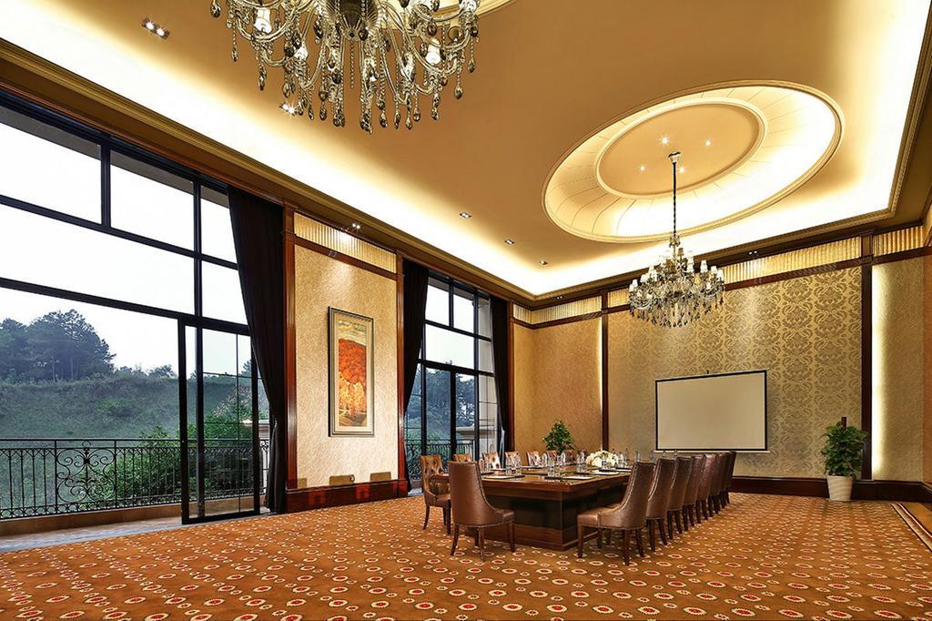 Howard Johnson Agile Plaza Chengdu Bagian luar foto