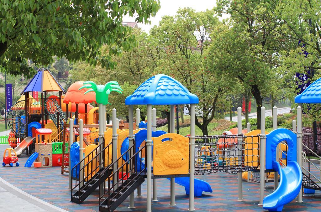 Howard Johnson Agile Plaza Chengdu Bagian luar foto