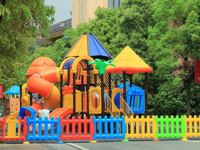 Howard Johnson Agile Plaza Chengdu Bagian luar foto