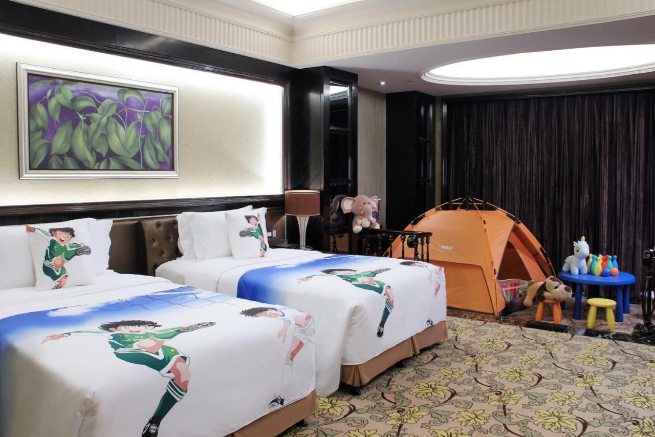 Howard Johnson Agile Plaza Chengdu Bagian luar foto