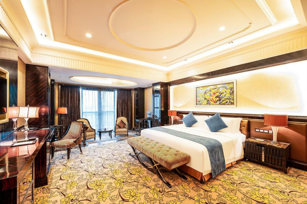 Howard Johnson Agile Plaza Chengdu Bagian luar foto